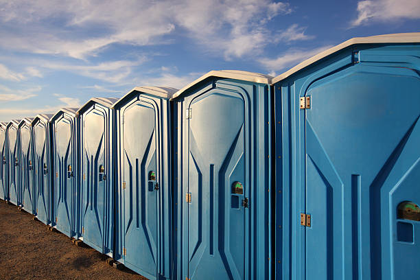 Best Portable Toilet Rental for Emergency Services  in Country Clu, MO